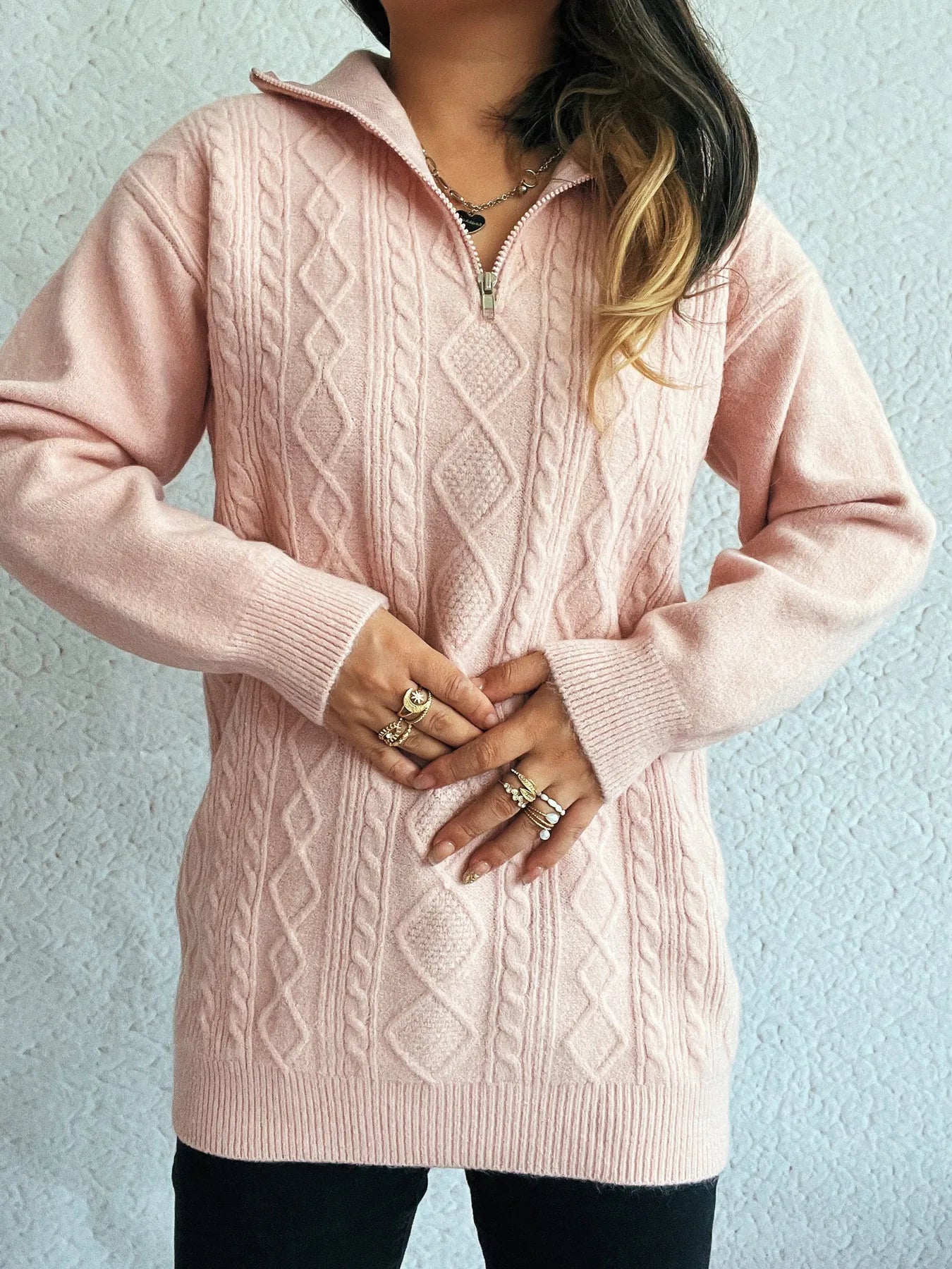 dames Cable-Knit Trui roze voorkant